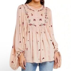 FREE PEAPLE Embroidered Floral Cream Blouse